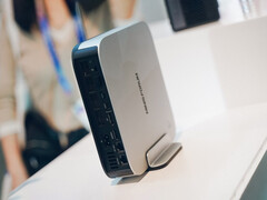 Le M2 Pro peut être équipé d'un Intel Core Ultra X9 388H. Photo : l'arrière du mini PC. (Source de l'image : EET-China)