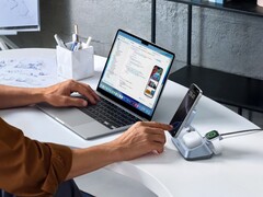Le nouveau chargeur magnétique sans fil 3-en-1 MagFlow d&#039;Ugreen (photo) est arrivé. (Source de l&#039;image : Ugreen)
