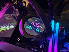 Aorus Waterforce X II 360 : Affichage LCD de la pompe