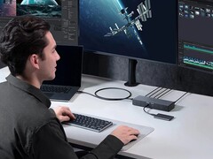 La station d'accueil Anker 778 Thunderbolt (12 en 1, Thunderbolt 4) offre une puissance de charge de 100 W. (Source de l'image : Anker)