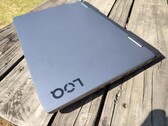Le Lenovo LOQ 16IRH8 (Source de l'image : Darryl Linington - Notebookcheck)