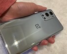 Le OnePlus 9 Pro devrait arriver le mois prochain en même temps que le OnePlus 9 au moins. S(Source de l'image : Dave Lee)