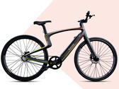 L'Urtopia Carbon E-Bike pèse 30 lbs (~14 kg). (Image source : Urtopia)