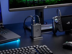 La station d&#039;accueil ROG 100W Gaming Charger Dock est proposée dans une seule finition noire et pèse plus de 300 g. (Image source : Asus)