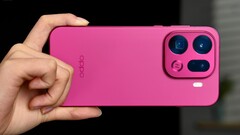La variante chinoise de l&#039;Oppo Find X9 Pro sera également disponible dans cette élégante couleur rouge (Image source : Weibo)