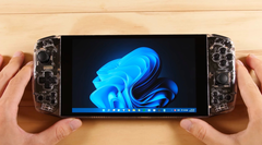 L'AYA NEO fonctionne bien sous Windows 11, même avec son écran de 7 pouces, tout comme les appareils GPD. (Image source : Taki Udon)