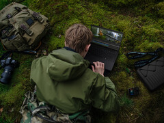 Le nouveau Asus ProArt PX13 présente quelques améliorations par rapport au modèle de l'année dernière. (Source de l'image : Asus)