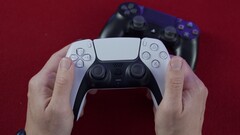 Sony prévoit de lancer la manette PS5 Pro plus tard ce mois-ci (image via Unsplash)