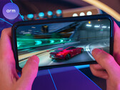 À partir de 2026, les GPU ARM seront équipés d'accélérateurs de classe NPU pour alimenter les NSS. Sur la photo : un téléphone exécutant un jeu mobile. (Source de l'image : ARM)