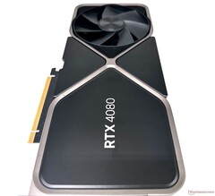 La RTX 4080 est 58% plus rapide dans l&#039;ensemble dans nos benchmarks synthétiques par rapport à la RTX 3080.