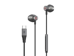 Les écouteurs filaires RedMagic dotés d'un connecteur USB-C.