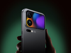 Le Xiaomi 17 Pro Max serait doté d'un téléobjectif avec une ouverture f/2.6. Photo : dos de la série 17 Pro. (Source de l'image : Xiaomi - édité)