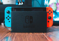 Selon les rumeurs, la Switch 2 conservera la compatibilité avec les jeux Nintendo Switch. (Source de l'image : Erik Mclean)