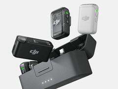 Le DJI Mic 3 pourrait être le troisième microphone de la société en deux ans, le Mic 2 étant illustré. (Source de l&#039;image : DJI)