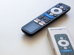 La télécommande G32 de Google TV (photo) est alimentée par l'énergie solaire. (Source de l'image : Epishine)