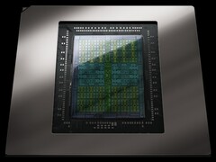 Vue rapprochée d'une matrice de GPU Nvidia RTX avec des circuits exposés et un boîtier métallique (Source d'image : Nvidia)