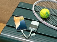 La banque d'énergie INIU Pocket Rocket P50 a une capacité de 10 000 mAh (Source : INIU)