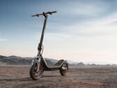 Le scooter électrique 6 Pro de Xiaomi (photo) est lancé dans le monde entier. (Source de l'image : Xiaomi)