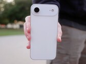 Apple serait en train de réduire le coût des écrans de l'iPhone 17 et du 17 Air. (Source de l'image : AppleTrack)