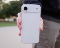 Apple serait en train de réduire le coût des écrans de l'iPhone 17 et du 17 Air. (Source de l'image : AppleTrack)