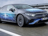 La première EQS équipée d'une batterie à semi-conducteurs peut parcourir plus de 600 miles (Source : Mercedes)