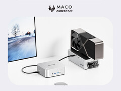 Le MACO est proposé à partir de 278 dollars en Chine. Photo : le mini PC avec une configuration eGPU. (Source de l&#039;image : Aoostar - édité)