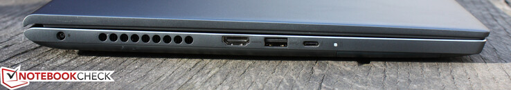 A gauche : alimentation, HDMI 2.0, USB-A 3.2 Gen 1, USB-C avec Thunderbolt 4