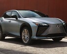 La Lexus RZ 450e pourrait être équipée d'une batterie à semi-conducteurs (image : Toyota)