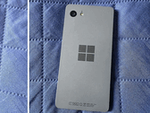 Le Windows Phone, qui n'est pas encore commercialisé, est équipé d'un seul appareil photo à l'arrière.