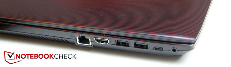 A gauche : LAN, HDMI, 2x USB-3.0 type A, USB 3.0 type C, prise jack entrée / sortie.