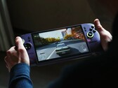 La nouvelle MSI Claw 8 EX AI+ présente un design plus raffiné et plus ergonomique.