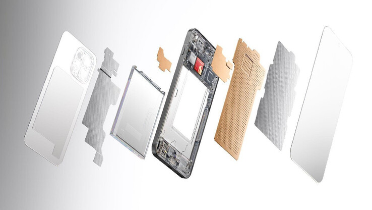 Le OnePlus 13s dispose d'un système de refroidissement à chambre de vapeur de 4 400 mm² pour garder son matériel sous contrôle. (Source de l'image : OnePlus)