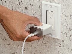 Les chargeurs rapides OtterBox Premium Pro ont une puissance de sortie allant jusqu'à 60 W. (Image source : OtterBox)