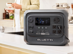 Le Bluetti Elite 300 peut alimenter jusqu'à 10 appareils simultanément (Image source : Bluetti)