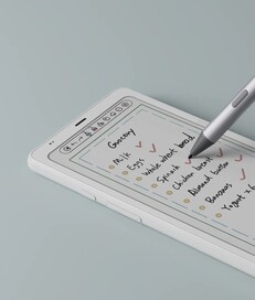 La Boox Palma 2 Pro est équipée d'un stylet, mais celui-ci est vendu séparément. (Source de l'image : Boox)