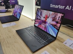 Prise en main du successeur officieux du ThinkPad X1 Nano : Lenovo choisit la seule voie possible avec le nouveau ThinkPad X13 Gen 6 (photo : Lenovo ThinkPad X13 Gen 6, source de l'image : Benjamin Herzig/Notebookcheck.com)