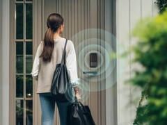 Aqara Smart Lock U400 à l'extérieur de la maison (Source : Aqara PR)