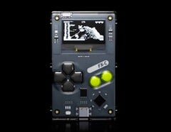 Le dernier Arduboy prend en charge le multijoueur via un câble USB-C (Source d&#039;image : Arduboy)