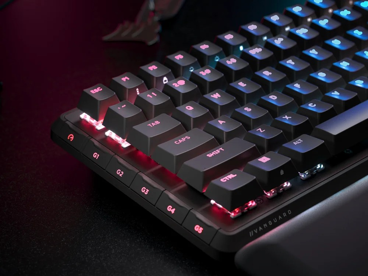 Touches G à profil bas (photo). Par défaut, la touche de mode de jeu permet aux joueurs de se verrouiller en modifiant le profil d'éclairage RVB. (Source de l'image : Corsair)