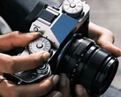 Le successeur du Fujifilm X-T5 présenté sur la photo serait retardé.