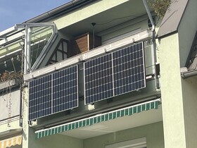 Une centrale électrique de balcon peut recharger l'Oukitel Powerstation,...