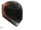 Casque de moto AGV K1 S Street Fighter 6 Ken avec des graphismes noirs, gris et en flammes.