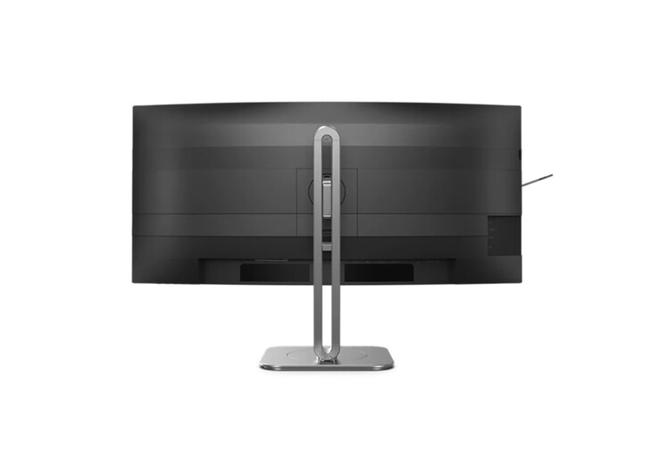 Le moniteur ultra-large Philips 5K2K dispose d’un ensemble impressionnant de ports.