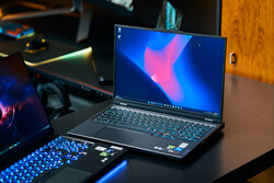 Le Lenovo Legion Pro 5i, fourni par