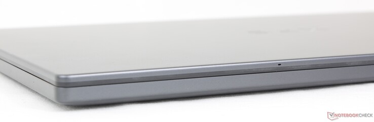 Avant : Pas de ports