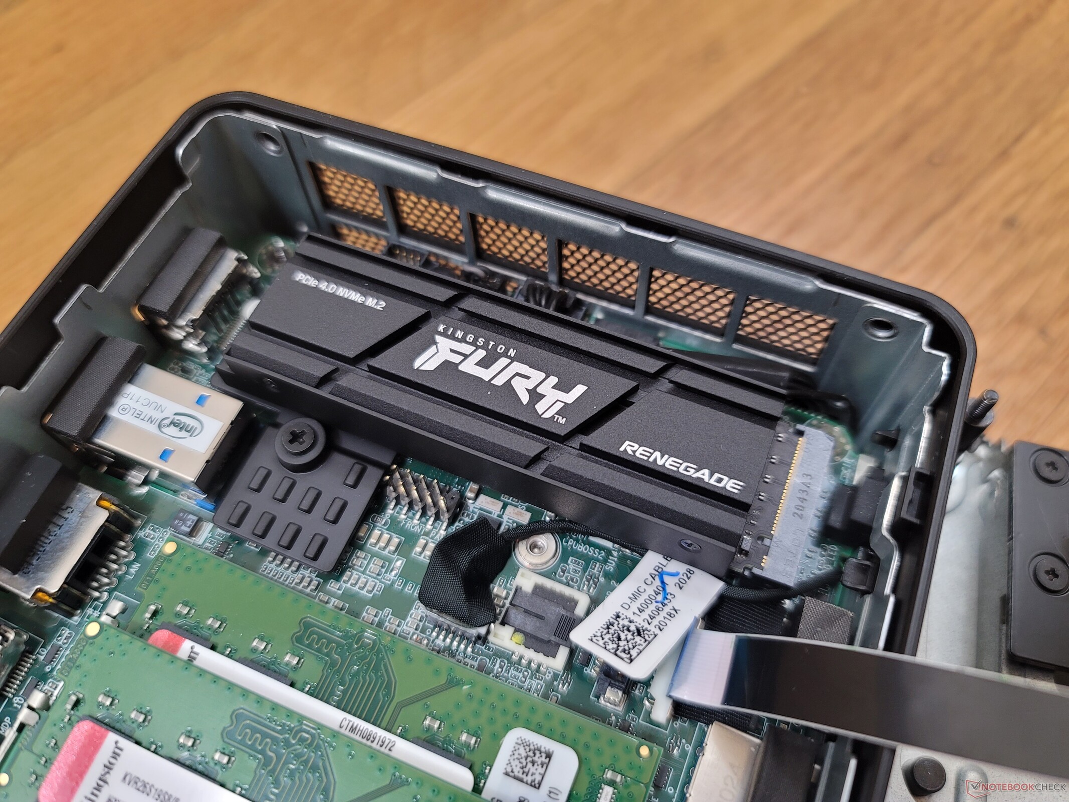 Les benchmarks du Kingston Fury Renegade 2 TB PCIe4 NVMe révèlent