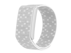 L'Amazfit Helio Strap sera également disponible en blanc/gris (ci-dessus) et en gris/noir. (Source de l'image : Amazfit)