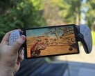 La PlayStation Portal est la seule console portable de la gamme PlayStation actuelle de Sony, mais elle ne permet pas de jouer à des jeux en mode natif. (Source de l'image : Unsplash, édité)