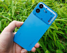 Sympa, abordable, mais avec des limites : test du Nothing Phone (4b)
