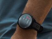 La version bêta 23.13 apporte dix corrections de bugs à toutes les smartwatches Forerunner récentes, y compris la Forerunner 165. (Source de l'image : Garmin)